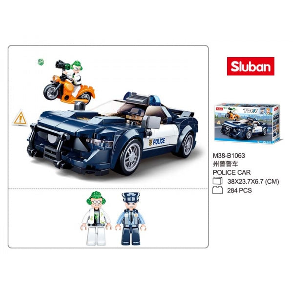 Constructeur en plastique. Machine + moto avec figurines, 284 jours. en Russie. cor. dans le cor.16шт