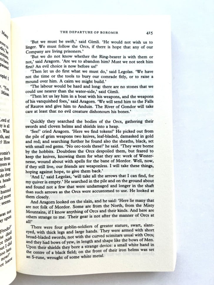 The Two Towers (Tolkien J.R.R.) Две крепости. Книга 2 (Д.Р.Р Толкин) /Книги на английском языке