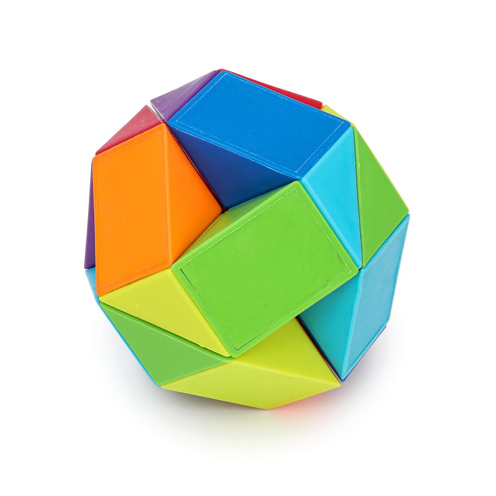 Jeu logique de 17 x 11 x 8 cm, 17 x 11 x 8 cm.