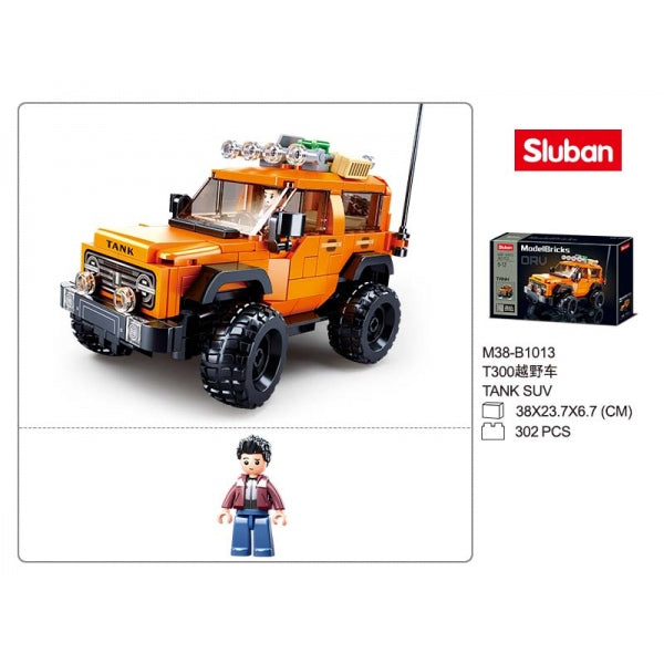Constructeur en plastique. Machine avec figurine, 302 jours. en Russie. cor. dans le cor.16шт