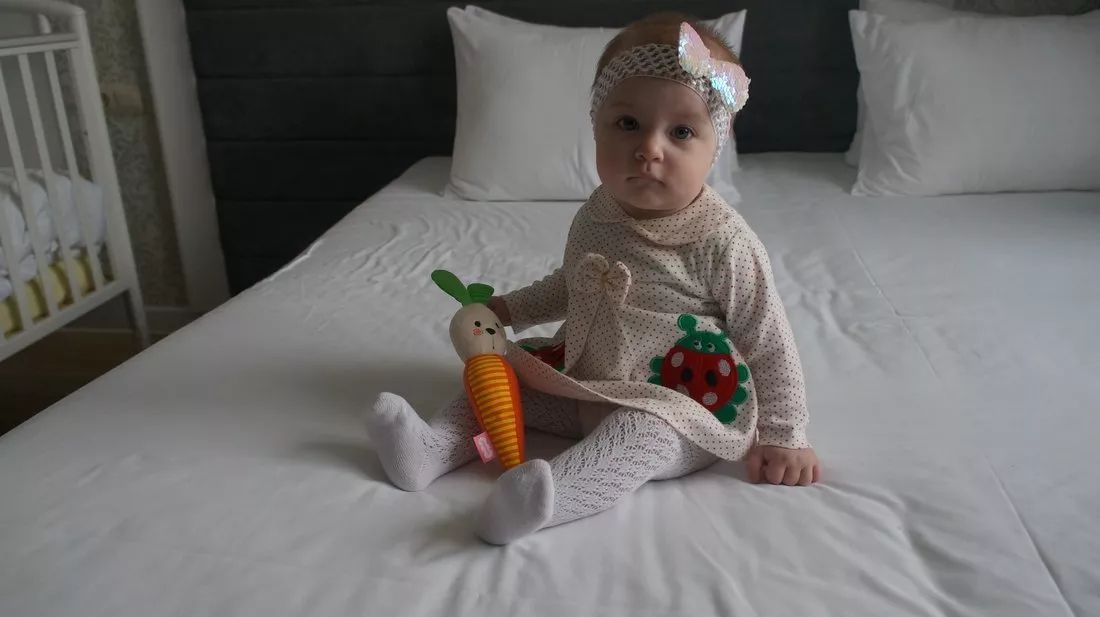 Мякиши ART.752 Игрушка-пищалка "Зайка Морковка"