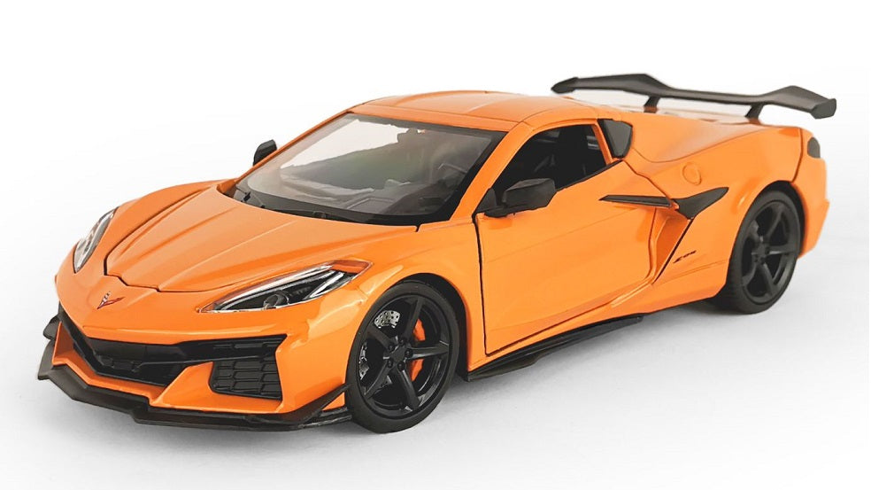 Eh bien. Machine 1:38 "Chevrolet Corvette Z06 2023", art.43830W-OR
