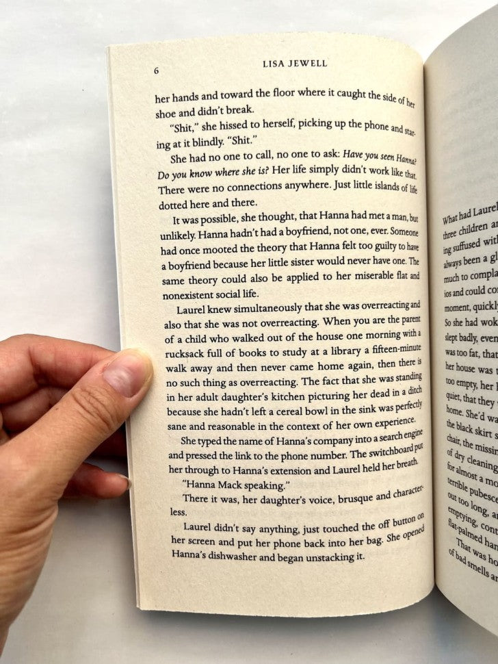 Then She Was Gone (И тогда она исчезла)