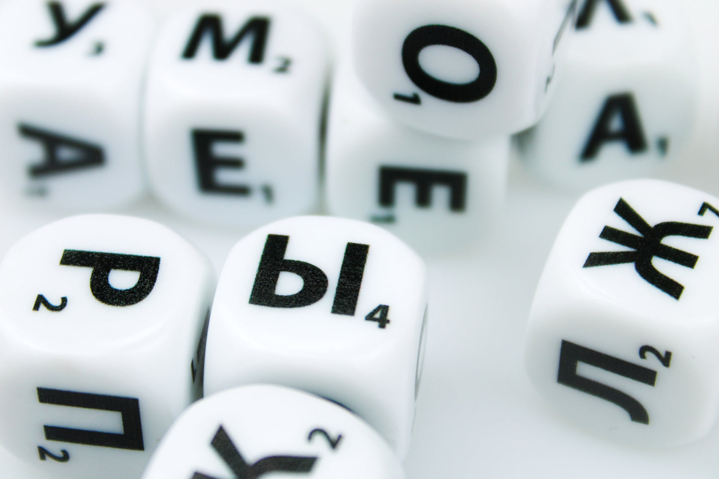 Настольная игра "Кубики для Умников. Словодел"