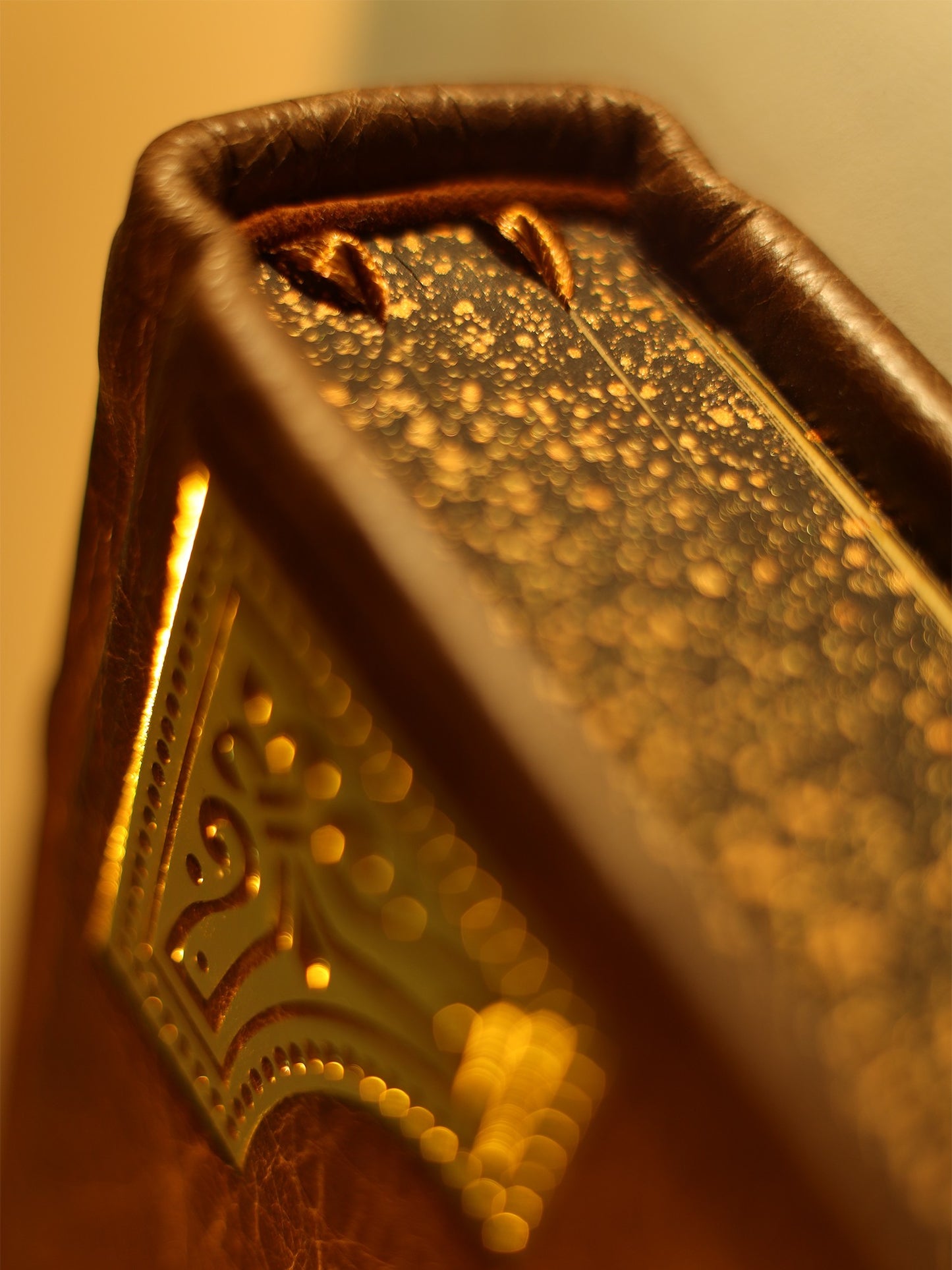 Псалтирь на церковно-славянском языке, крупным шрифт (grand format, золот тиснен.)