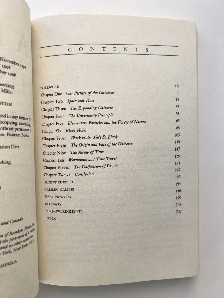 Une brève histoire du temps (Краткая история времени)