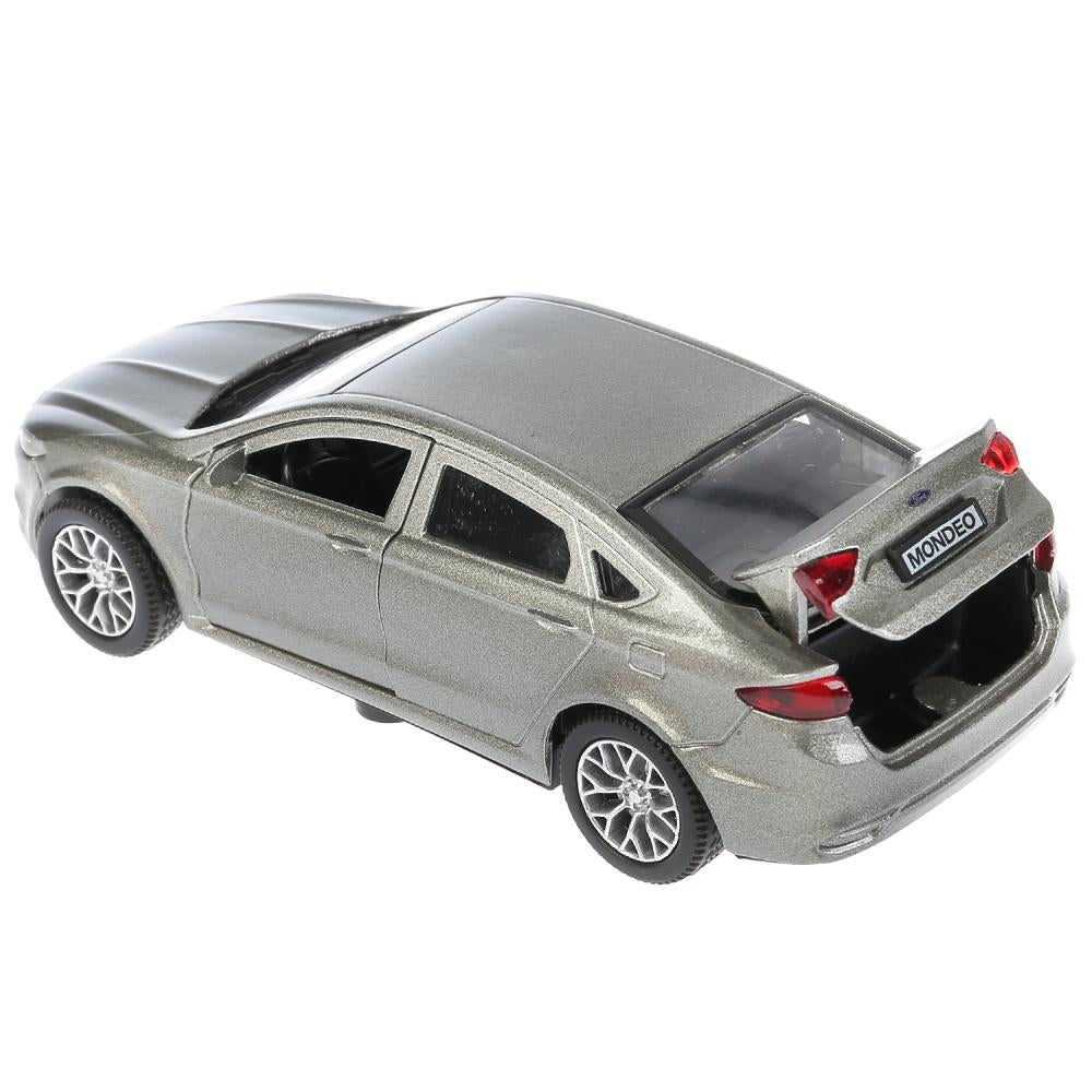 Le véhicule en métal FORD MONDEO, d'une durée de 12 cm, est ouvert, il y a un moteur, une série. dans le cor. Parc technologique dans le cor.2*36шт