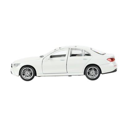 Машина металл MERCEDES-BENZ classe e amg 12см, дв,баг,ин,белый, кор. Parc technologique dans le cor.2*36шт