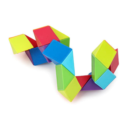 Jeu logique de 17 x 11 x 8 cm, 17 x 11 x 8 cm.