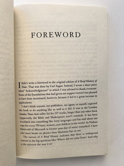 Une brève histoire du temps (Краткая история времени)