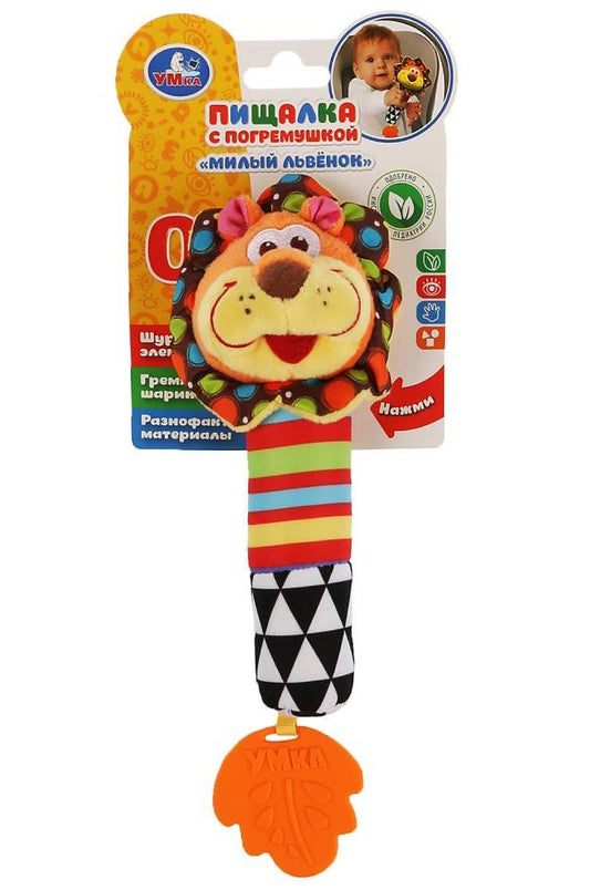Текстильная игрушка погремушка-пищалка лев на карт. в пак. (русс. уп.) "Умка" в кор.240шт