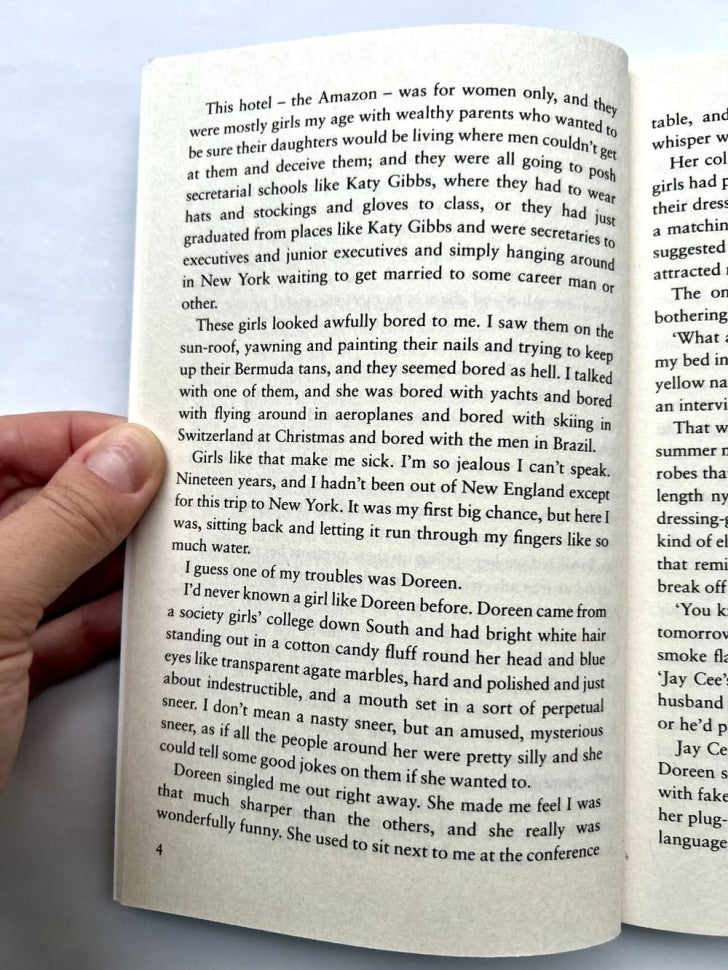 La cloche (Под стеклянным колпаком)