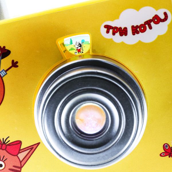 Appareil photo-projecteur, 8 cartes, trois couleurs, dans un blister d'une taille de 180 pouces