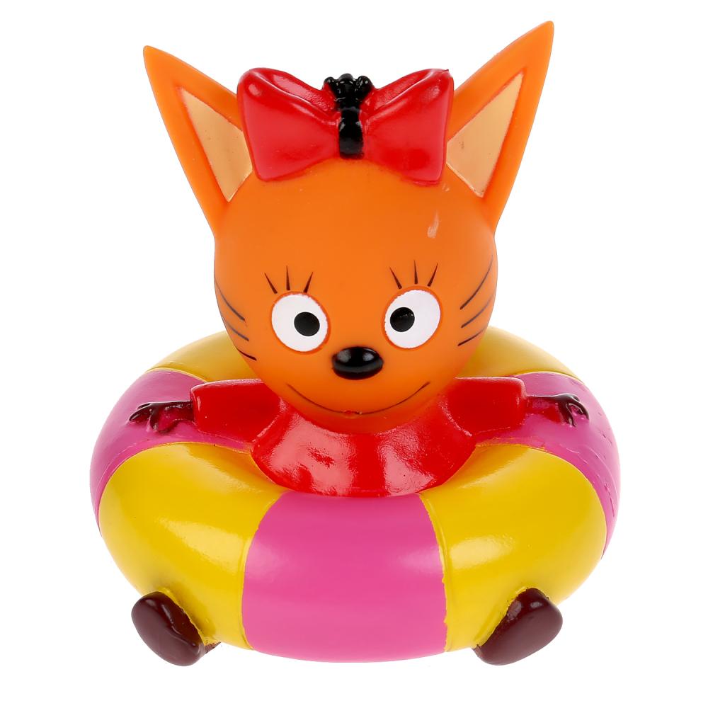 LXMKAR-02TC 300707 Игрушка пластизоль для ванны Капитошка Три Кота Карамелька на круге в сетке (ру
