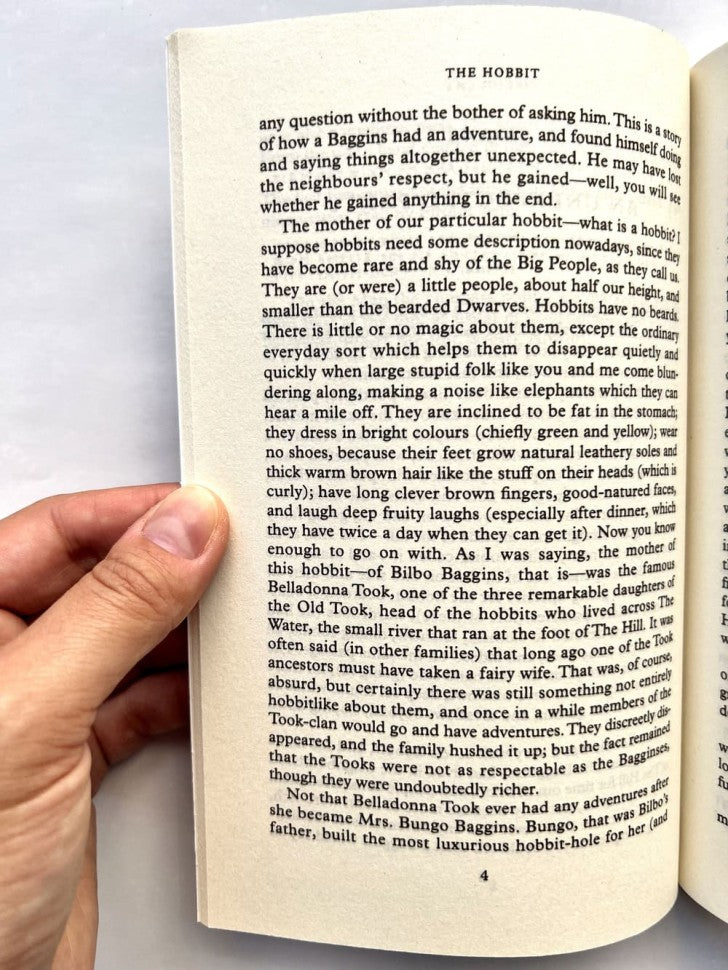 Le Hobbit (Tolkien JRR) Хоббит (Д.Р.Р Толкин) /Книги на английском языке