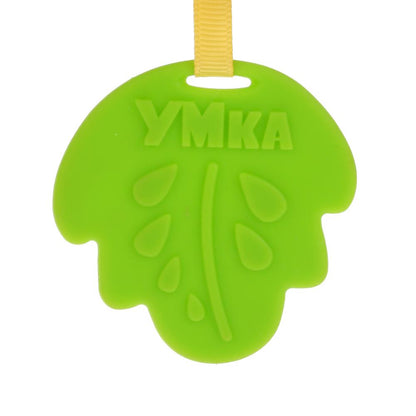 Текстильная игрушка пищалка с погремушкой жираф на карт. в пак. (русс. уп.) "Умка" в кор.240шт