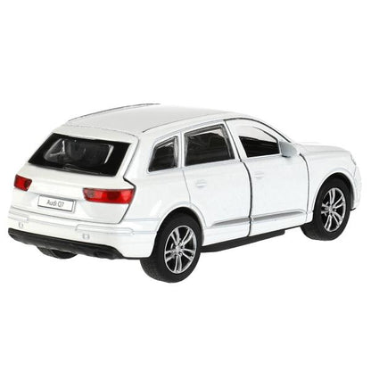 Machine en métal AUDI Q7 pour 12 cm, double, bagage, intérieur, blanc, cor. Parc technologique dans le cor.2*36шт