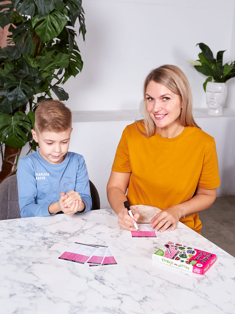 Игра настольная "Покер на костях" Aктив time