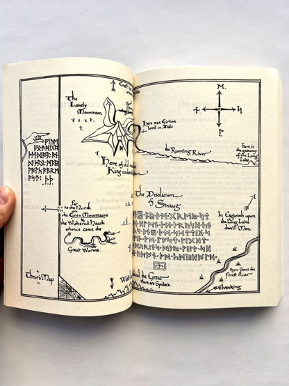 Le Hobbit (Tolkien JRR) Хоббит (Д.Р.Р Толкин) /Книги на английском языке