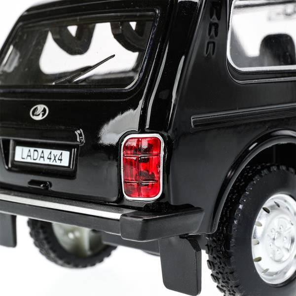 Машина металл свет-звук LADA lada 4x4, 18,5 см, дв, кап, баг,инер,черн Технопарк в кор.2*18шт
