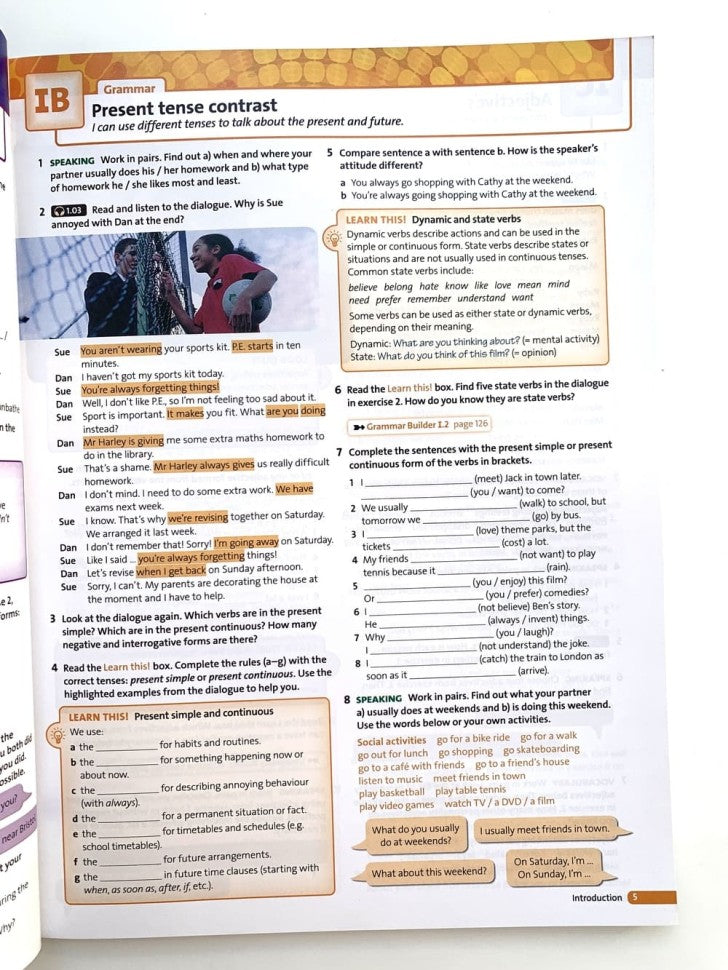 Solutions Intermediate Students Book, 3rd ed.'