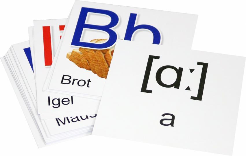 Комплект карточек. Немецкий алфавит с транскрипцией, цифры и матем. знаки (33 шт)