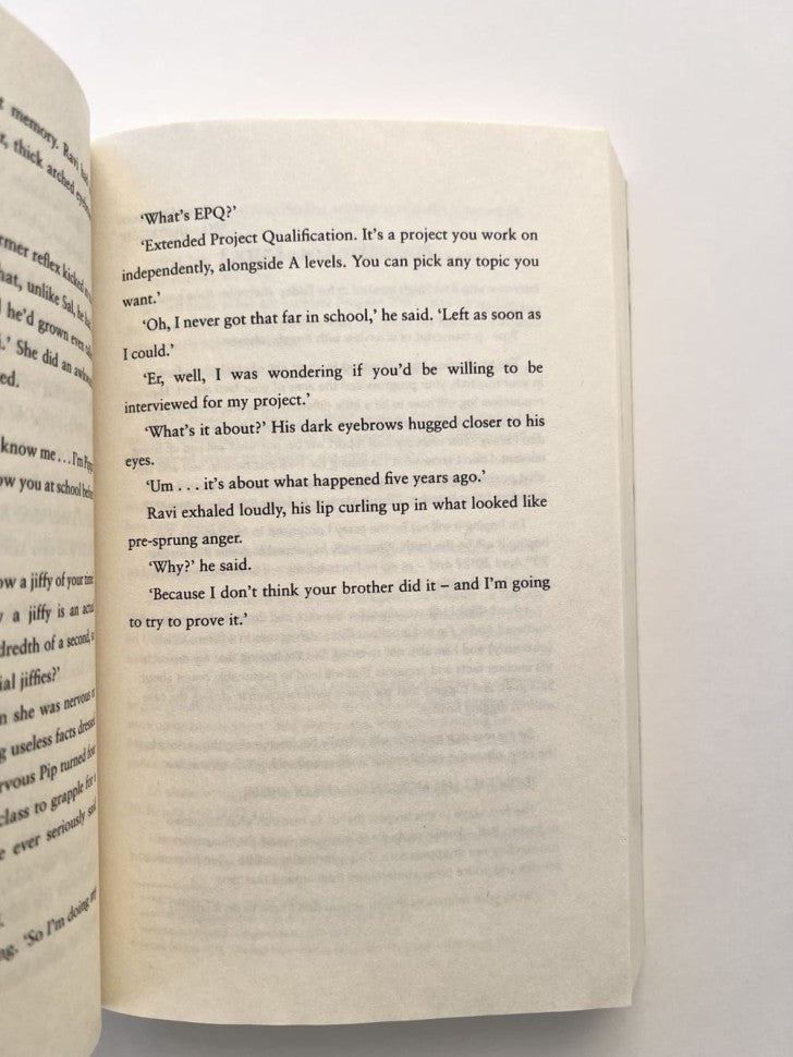 A Good Girl's Guide To Murder ( Хороших девочек не убивают)