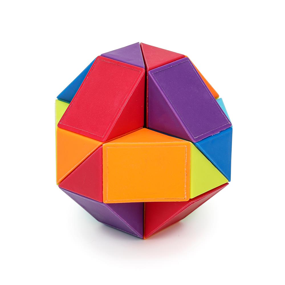 Jeu logique de 17 x 11 x 8 cm, 17 x 11 x 8 cm.