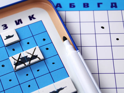 Игра магнитная в жестяной коробочке "Морской бой"