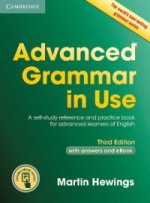 Manuel de grammaire avancée. Un ouvrage de référence et d'exercices pour les apprenants avancés en anglais.