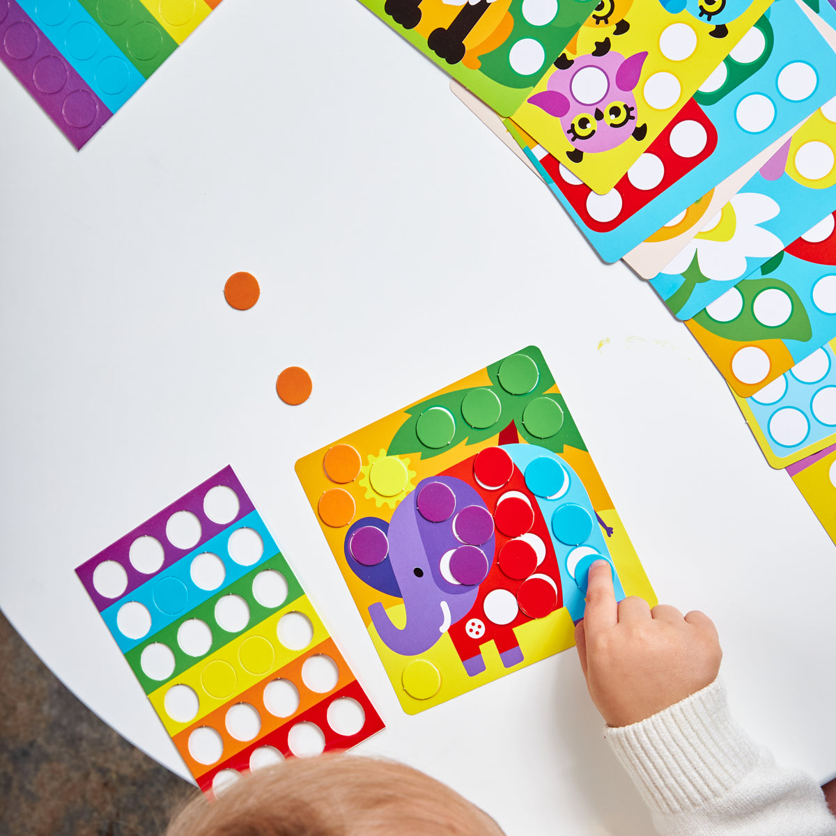 Игра развивающая Разноцветные кружочки "Мир вокруг", серия Учись, играя