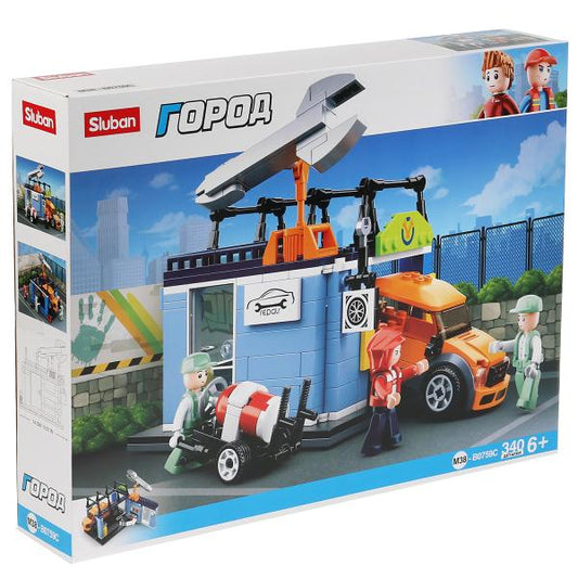 Конструктор пласт. машина с фигурками, 340дет. в русс. кор. в кор.16шт