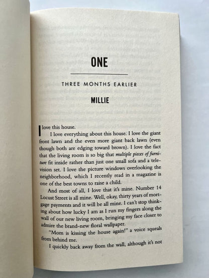 The Housemaid Is Watching (Горничная наблюдает)