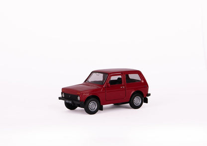 Welly. Машинка 1:38 "LADA Niva" пруж. мех., красный арт.арт.42386W-R