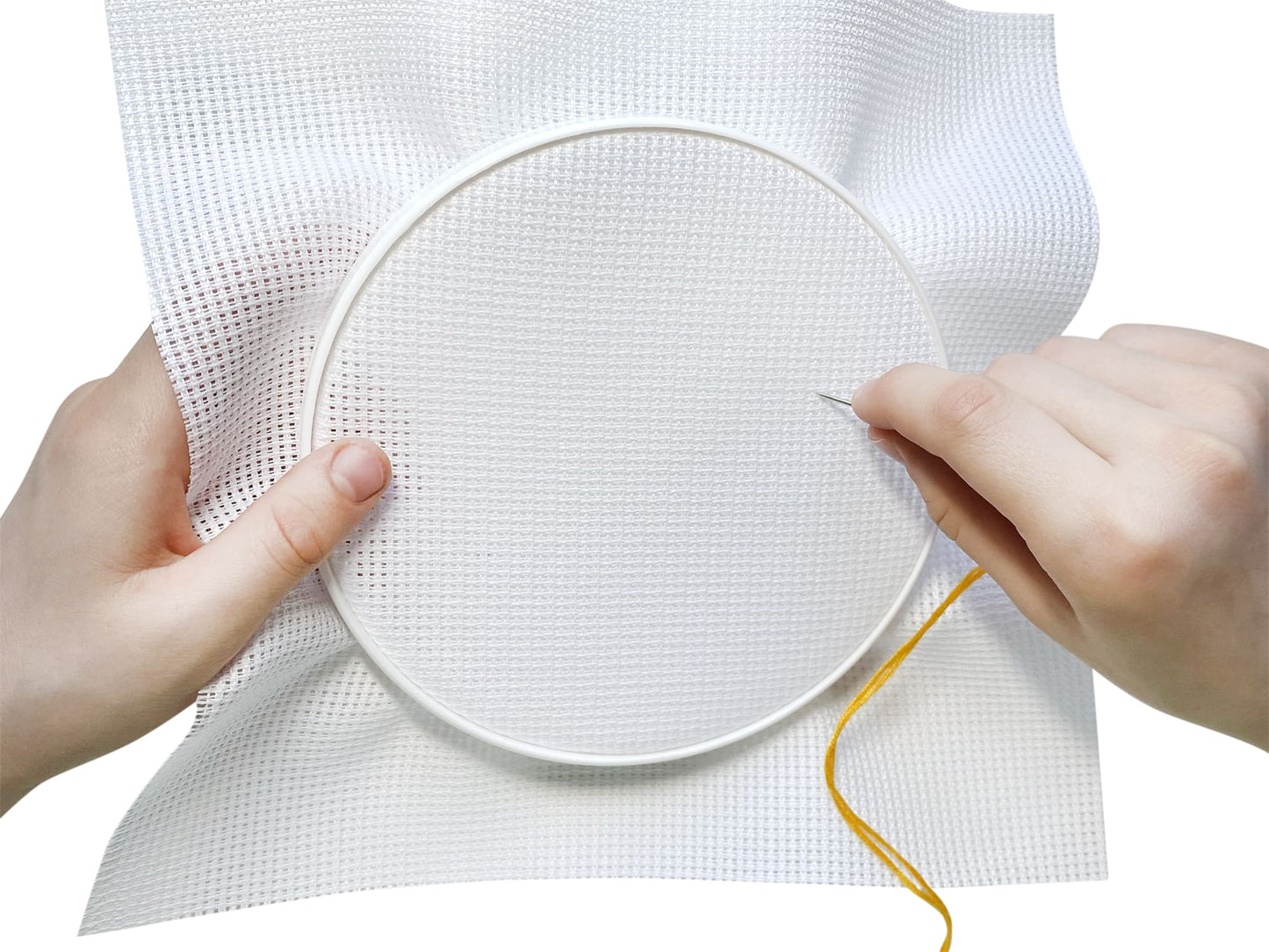 Набор для творчества. Вышивка "Зайка" (с пяльцами)